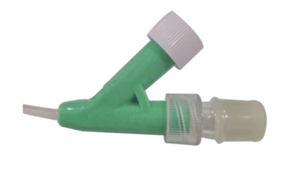 BD Closed Venous Indwelling Needle 18G Straight Type